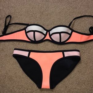 Triangl bikini!!